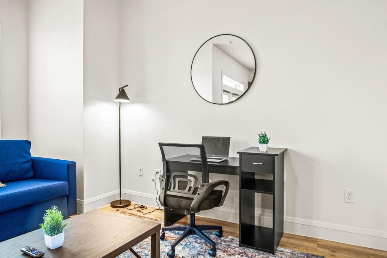 Appartamento Luxurious New Unit 1Bd1Ba Pool, Golf Sim Austin Esterno foto